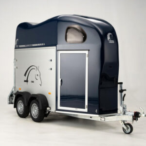 Remolque para 1 Caballo y Medio – Gold One